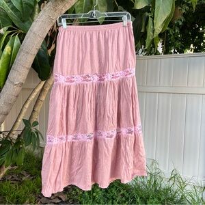 Vintage Floral Lace Embroidered Tiered Skirt in Pink.